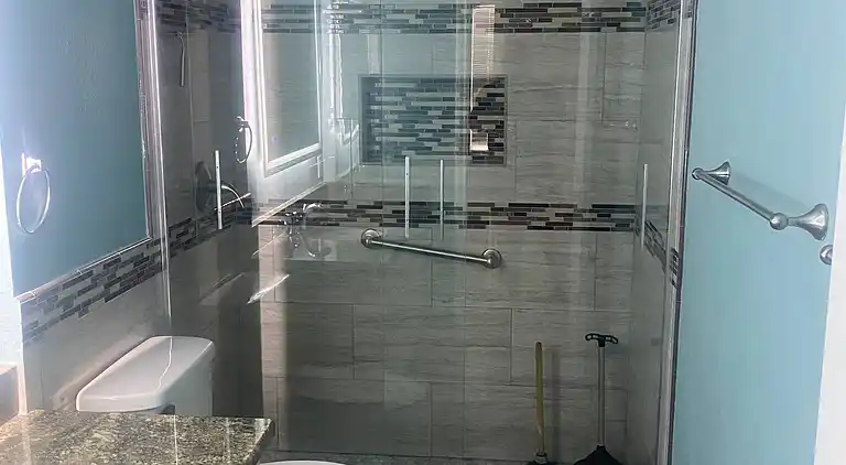 2 bedroom and 2 bathroom Condominium in Medical Center