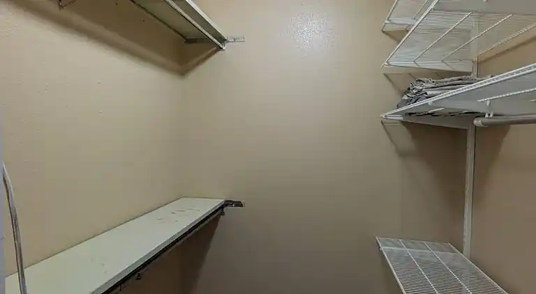 2 bedroom and 2 bathroom Condominium in Medical Center