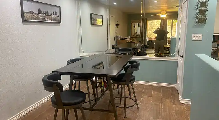 2 bedroom and 2 bathroom Condominium in Medical Center