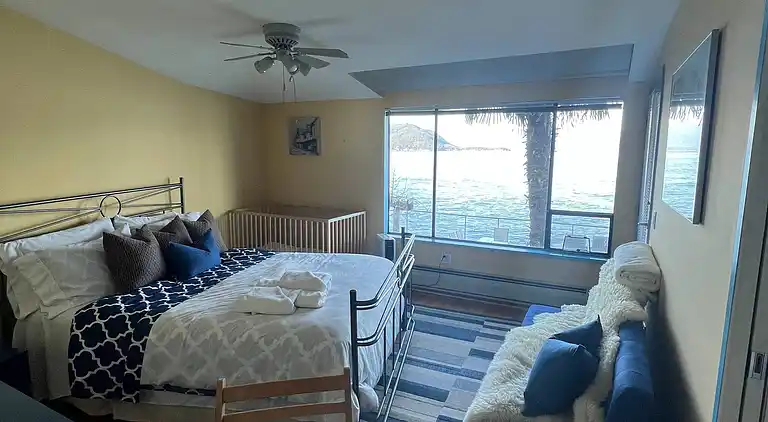 Hummingbird Ocean Front Villa