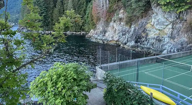 Hummingbird Ocean Front Villa