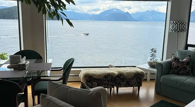 Hummingbird Ocean Front Villa