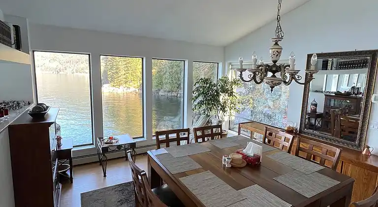 Hummingbird Ocean Front Villa