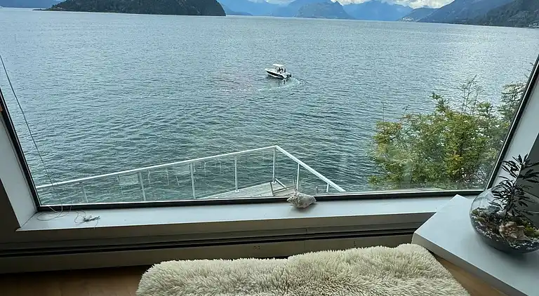 Hummingbird Ocean Front Villa