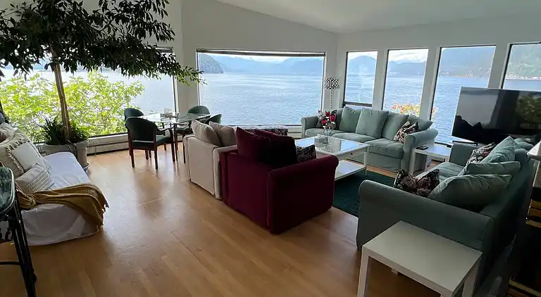 Hummingbird Ocean Front Villa