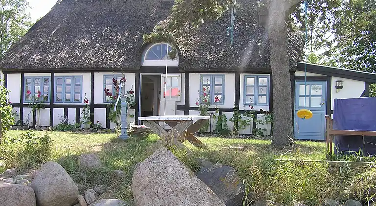 Gemütlich Ferienhaus fast am Strand