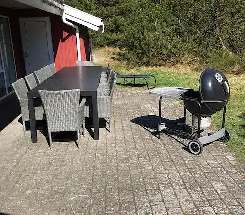 Dejligt poolhus nær Vesterhavet