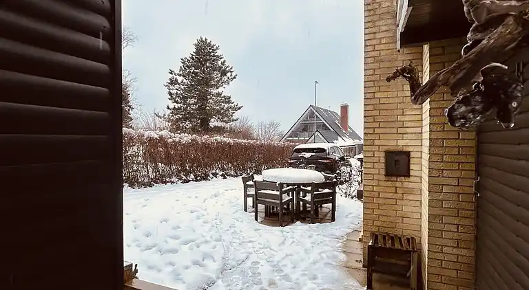 Charmerende og hyggeligt sommerhus