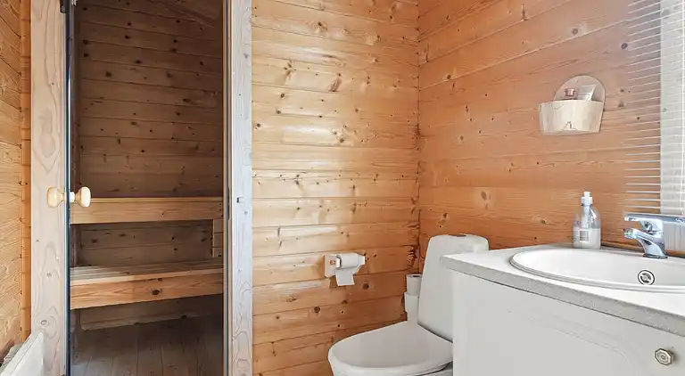 Charmantes Blockhaus mit Sauna nahe Strand