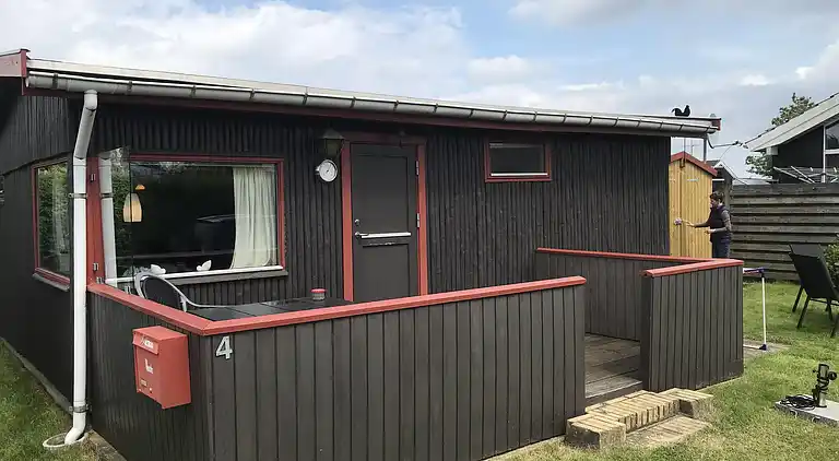 Hyggeligt sommerhus, kun 150 meter fra vandet.