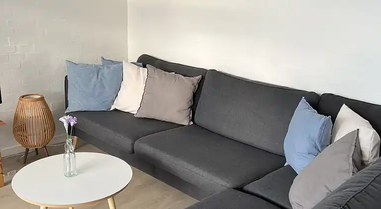 Dejligt feriehus -  350 mfra Høll Strand