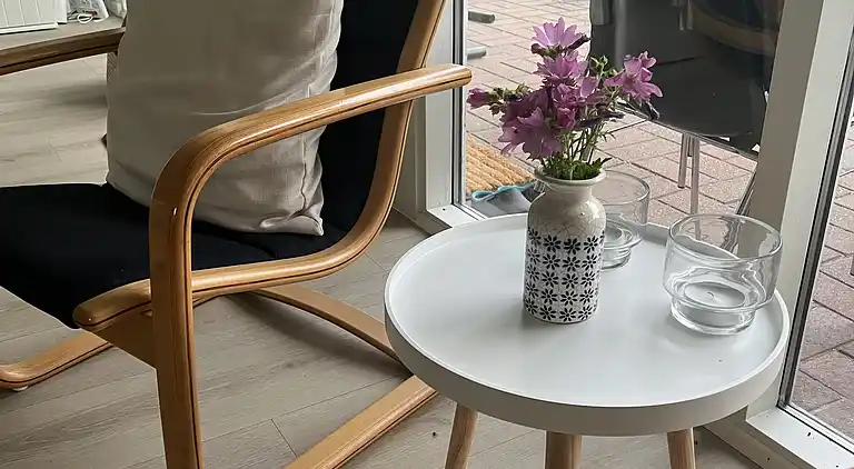 Dejligt feriehus -  350 mfra Høll Strand