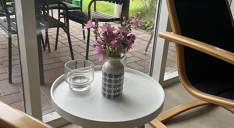 Dejligt feriehus -  350 mfra Høll Strand