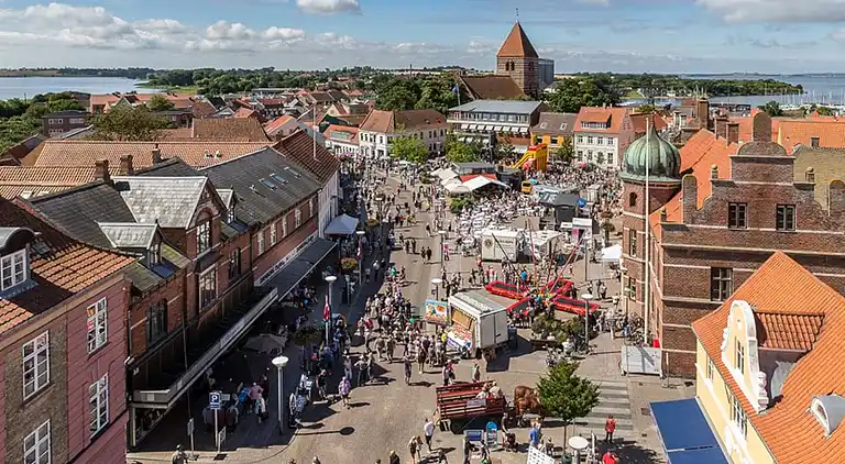 Charmantes Blockhaus mit Sauna nahe Strand