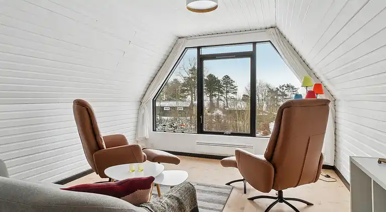 Sommerhus tæt på strand og Limfjorden