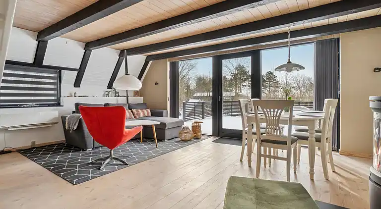 Sommerhus tæt på strand og Limfjorden
