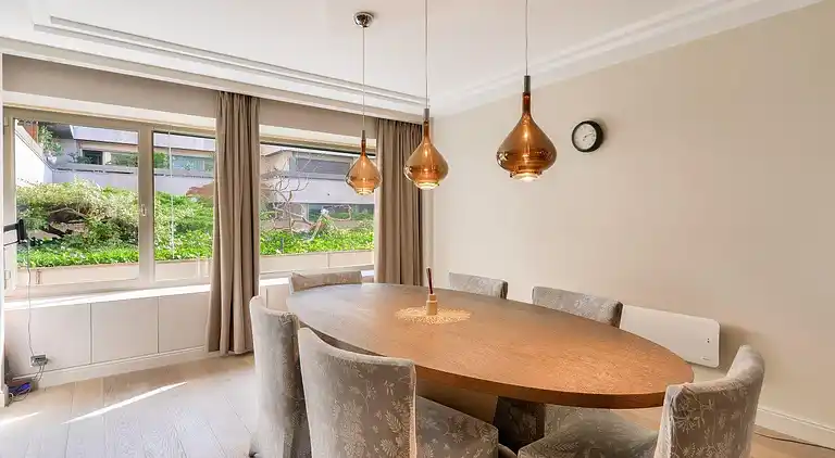 Prestigious 5BR Avenue Foch Home - Arc de Triomphe