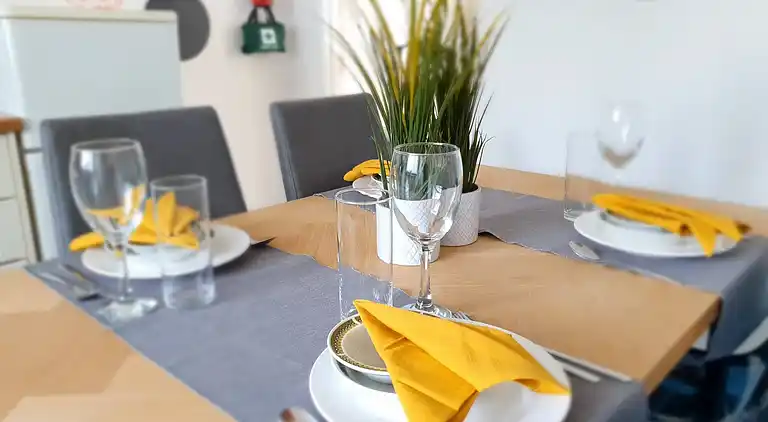 Geräumiges 3BR in Swinton - WLAN, Schreibtisch, Garten und