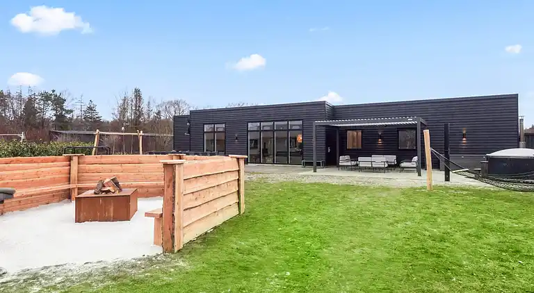 Sommerhus ved Fjellerup Strand