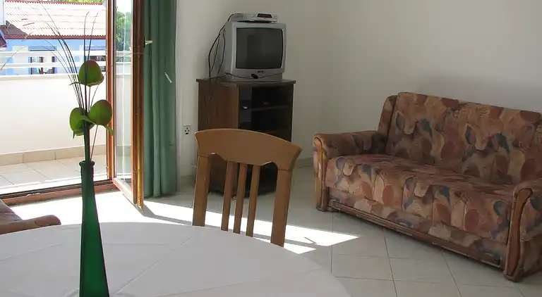 1-Zimmer-Ferienwohnung mit Balkon Privlaka, Zadar
