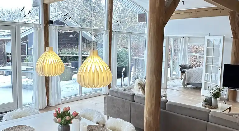 Stort sommerhus tæt på strand og natur