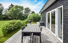 Schönes neues Ferienhaus mit aussen whirlpool