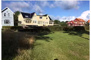 Lys lejlighed med fri udsigt til Østersøen