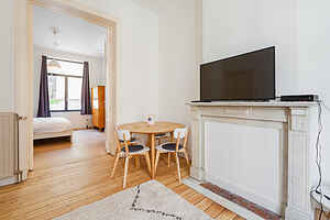 1 chambre avec cuisine et salle de bain dans le quartier