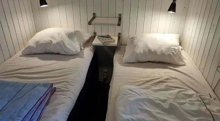 Hyggeligt sommerhus på Langeland – 300 m til hav