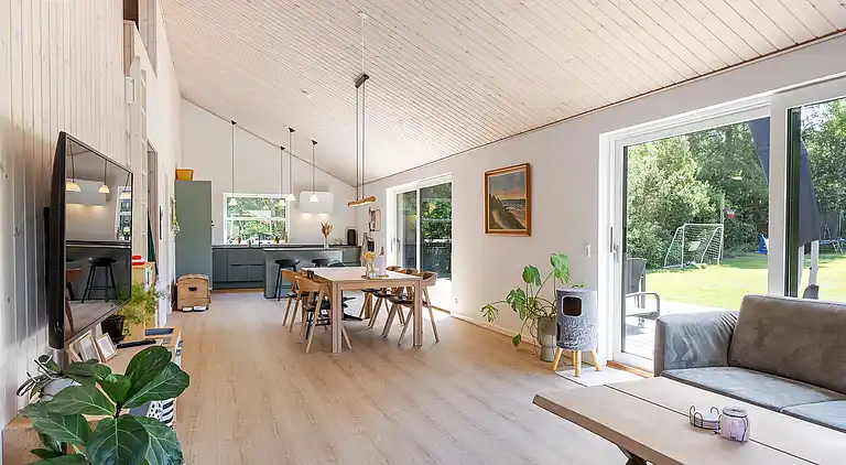 Neues, modernes Ferienhaus mit Hot Tub