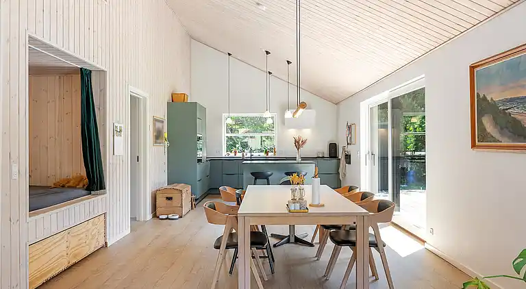 Neues, modernes Ferienhaus mit Hot Tub