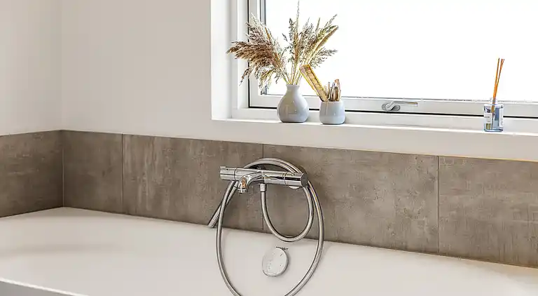 Neues, modernes Ferienhaus mit Hot Tub