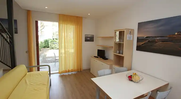 Terraced house with garden