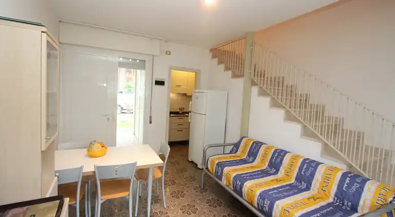 Terraced house with garden