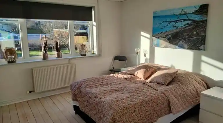 Unik villa med havneudsigt