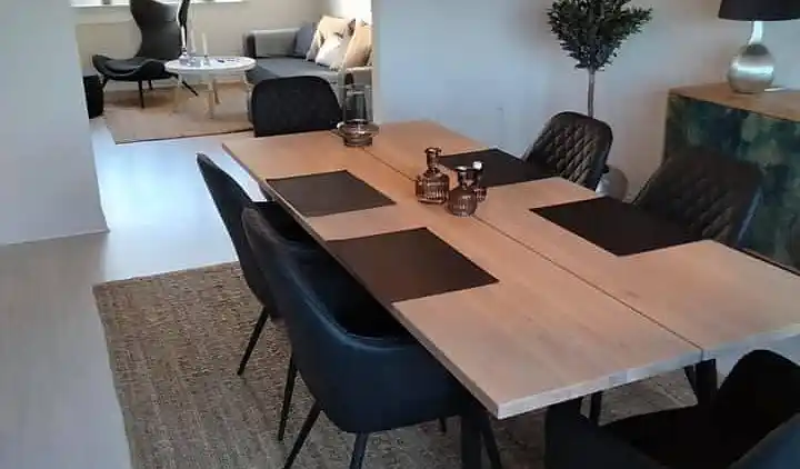 Unik villa med havneudsigt