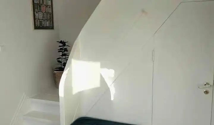 Unik villa med havneudsigt