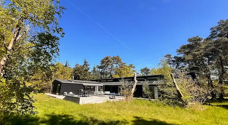 Familievenligt sommerhus tæt på strand