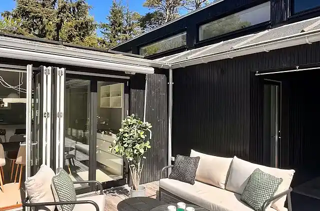 Familievenligt sommerhus tæt på strand