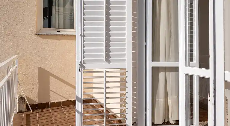 1-Zimmer-Ferienwohnung mit Terrasse und Meerblick Sukosan,