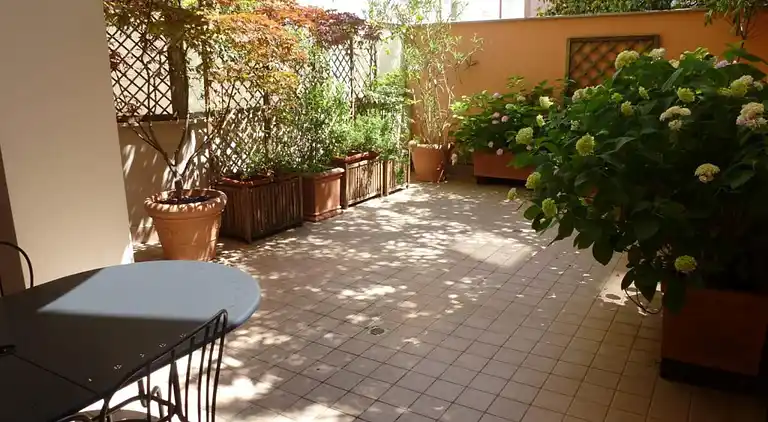 Lovely private garden apartment for four in Grado
