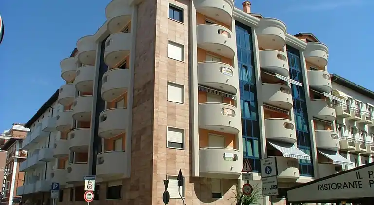 Lovely private garden apartment for four in Grado