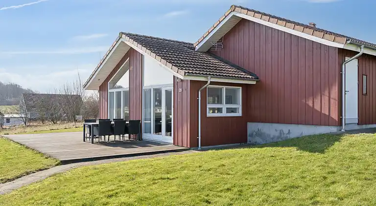 Vue sur la mer, spa et place pour la famille