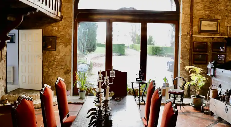 Stunning 18th Century Country House