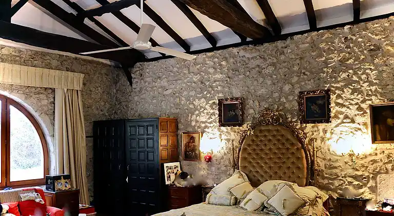 Stunning 18th Century Country House