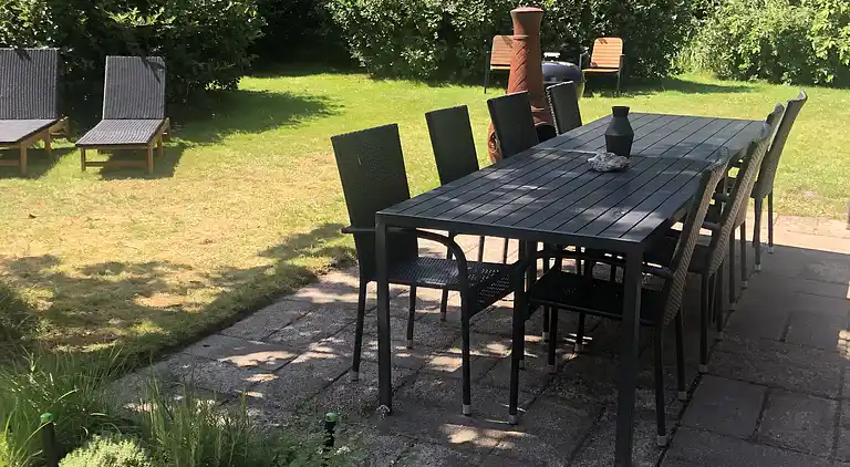 Skønt feriehus tæt på vandet ved Draget