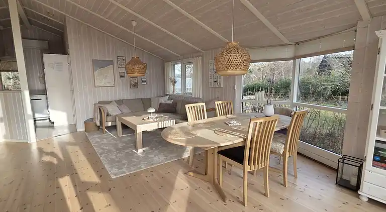 Helles und gemütliches Ferienhaus mit Spa & Sauna