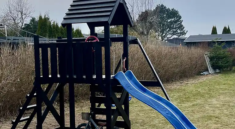 Rummeligt sommerhus på Bogø