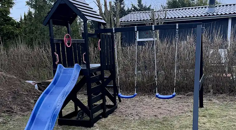 Rummeligt sommerhus på Bogø