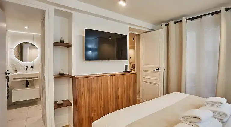 Apartment in Porte-Saint-Denis